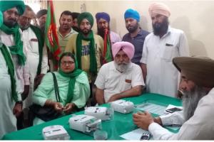 ਕ੍ਰਾਂਤੀਕਾਰੀ ਕਿਸਾਨ ਯੂਨੀਅਨ ਨੇ ਸਮਾਰਟ ਮੀਟਰ ਉਤਾਰਕੇ ਸਰਕਾਰ ਵਿਰੁੱਧ ਕੀਤਾ ਵਿਰੋਧ