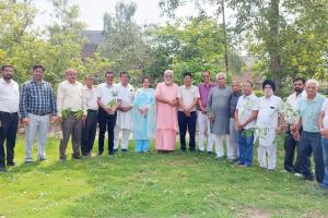 ਭਾਰਤ ਵਿਕਾਸ ਪ੍ਰੀਸ਼ਦ ਵੱਲੋਂ ਵਾਤਾਵਰਣ ਨੂੰ ਸ਼ੁੱਧ ਕਰਨ ਲਈ ਪੌਦੇ ਲਾਏ