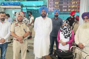 ਐਨਆਰਆਈ ਮੰਤਰੀ ਕੁਲਦੀਪ ਧਾਲੀਵਾਲ ਦੇ ਯਤਨਾਂ ਸਦਕਾ ਇਰਾਕ ਚ ਫਸੀ ਮਹਿਲਾ ਭਾਰਤ ਪਰਤੀ