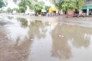 ਭਾਦਸੋਂ ’ਚ ਪੈ ਰਹੇ ਭਾਰੀ ਮੀਂਹ ਕਾਰਨ ਲੋਕ ਅਤੇ ਕਿਸਾਨ ਚਿੰਤਾ ’ਚ