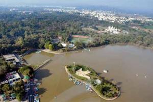 ਸੁਖਨਾ ਨੇ ਖੋਲ੍ਹਿਆ ਫਲੱਡ ਗੇਟ, ਖਤਰੇ ਵਾਲੀ ਗੱਲ ਨਹੀਂ