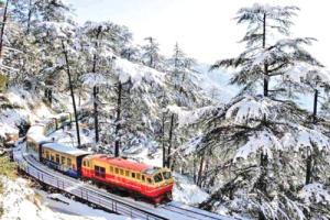 ਸ਼ਿਮਲਾ ’ਚ ਲਓ ਟੁਆਏ ਟ੍ਰੇਨ ਦਾ ਅਨੰਦ
