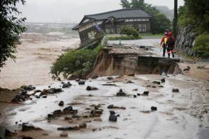 ਜਾਪਾਨ ’ਚ ਜਮੀਨ ਖਿਸਕਣ ਦਾ ਖਤਰਾ