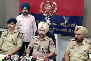 ਨਸ਼ੀਲੀਆਂ ਗੋਲੀਆਂ ਦੇ ਭੰਡਾਰ ਸਮੇਤ ਚਾਰ ਜਣੇ ਗ੍ਰਿਫ਼ਤਾਰ