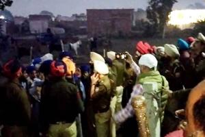ਪੁਲਿਸ ਤੇ ਨਿਹੰਗਾਂ ’ਚ ਗੋਲੀਬਾਰੀ, ਇੱਕ ਪੁਲਿਸ ਮੁਲਾਜ਼ਮ ਦੀ ਮੌਤ