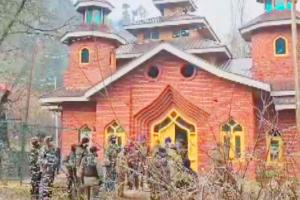 ਜੰਮੂ-ਕਸਮੀਰ ’ਚ ਇੱਕ ਹੋਰ ਅੱਤਵਾਦੀ ਹਮਲਾ, ਮਸਜਿਦ ’ਚ ਰਿਟਾਇਰ SSP ਦਾ ਗੋਲੀਆਂ ਮਾਰ ਕੇ ਕਤਲ