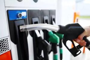 Petrol-Diesel Price Today: ਰਾਜਸਥਾਨ ਸਮੇਤ ਇਨ੍ਹਾਂ ਸੂਬਿਆਂ ‘ਚ ਸਸਤਾ ਹੋਇਆ ਪੈਟਰੋਲ-ਡੀਜ਼ਲ, ਵੇਖੋ ਨਵੀਂ ਸੂਚੀ