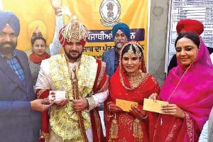 ਇਹ ਨਵ-ਵਿਆਹੀ ਜੋੜੀ ਮਾਨ ਸਰਕਾਰ ਤੋਂ ਹੋਈ ਖੁਸ਼, ਤੁਸੀ ਵੀ ਖਬਰ ਪੜ੍ਹ ਕੇ ਹੋ ਜਾਓਗੇ ਖੁਸ਼