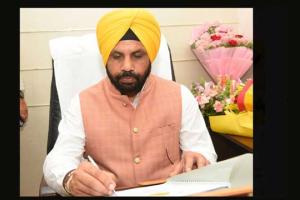 ਪੰਜਾਬ ਦੇ ਬਜਟ ’ਚ ਸੜਕਾਂ ਅਤੇ ਬਿਜਲੀ ਦੇ ਬੁਨਿਆਦੀ ਢਾਂਚੇ ਦੀ ਬਿਹਤਰੀ ਵੱਲ ਪੁਲਾਂਘ : ਹਰਭਜਨ ਸਿੰਘ ਈ.ਟੀ.ਓ.