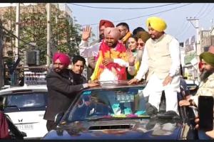 ਲੋਕ ਸਭਾ ਚੋਣਾਂ: ਫਿਲਮੀ ਕਲਾਕਾਰ ਕਰਮਜੀਤ ਅਨਮੋਲ ਵੱਲੋਂ ਚੋਣ ਮੁਹਿੰਮ ਦਾ ਆਗਾਜ਼