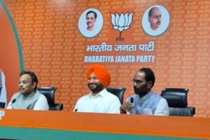 ਕਾਂਗਰਸ ਨੂੰ ਝਟਕਾ : ਐਮਪੀ ਰਵਨੀਤ ਬਿੱਟੂ ਭਾਜਪਾ ’ਚ ਸ਼ਾਮਲ ਹੋਏ