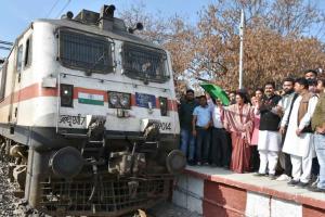 ਸਰਸਾ ਤੇ ਨੇੜੇ-ਤੇੜੇ ਦੇ ਲੋਕਾਂ ਨੂੂੰ ਰੇਲਵੇ ਦਾ ਤੋਹਫ਼ਾ, ਮਿਲੀ ਨਵੀਂ ਰੇਲ ਸੇਵਾ