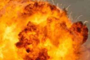 ਅੱਧੀ ਰਾਤ ਨੂੰ ਹੋਏ ਧਮਾਕੇ ਨੇ ਘਰਾਂ ‘ਚੋਂ ਕੱਢੇ ਲੋਕ, ਇੱਕ ਦੀ ਮੌਤ