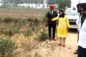 ਡਿਪਟੀ ਕਮਿਸ਼ਨਰ ਵੱਲੋਂ ਸਤਲੁਜ ਦੇ ਨਾਲ-ਨਾਲ ਸੰਭਾਵੀ ਹੜ੍ਹ ਪ੍ਰਭਾਵ ਇਲਾਕਿਆਂ ਦਾ ਦੌਰਾ