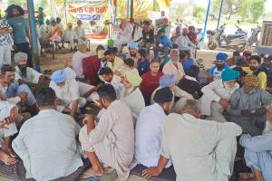 ਇਸ ਪਿੰਡ ਦੇ ਵਾਸੀਆਂ ਨੇ ਨਹੀਂ ਲੱਗਣ ਦਿੱਤਾ ਕੋਈ ਵੀ ਚੋਣ ਬੂਥ, ਪਹਿਲਾਂ ਹੀ ਚੋਣਾਂ ਦੇ ਬਾਈਕਾਟ ਦਾ ਕਰ ਚੁੱਕੇ ਸਨ ਐਲਾਨ