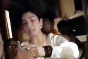 ‘Attack’ on Raveena Tandon: ਰਵੀਨਾ ਟੰਡਨ ਤੇ ਉਨ੍ਹਾਂ ਦੇ ਡਰਾਈਵਰ ਨਾਲ ਕੁੱਟਮਾਰ! ਟੰਡਨ ਦਾ ‘ਮੁਝੇ ਮਤ ਮਾਰੋ’ ਵੀਡੀਓ ਵਾਇਰਲ!