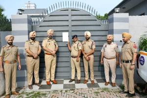 ਕਮਿਸ਼ਨਰ ਪੁਲਿਸ ਨੇ ਇੱਕ ਡਰੱਗ ਸਮੱਗਲਰ ਦੀ ਸਾਢੇ 8 ਕਰੋੜ ਦੀ ਪ੍ਰਾਪਰਟੀ ਕੀਤੀ ਅਟੈਚ