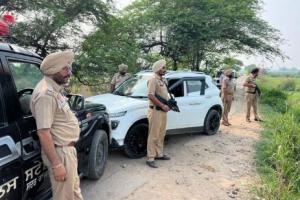 ਪੰਜਾਬ ਪੁਲਿਸ ਤੇ ਗੈਂਗਸਟਰਾਂ ’ਚ ਮੁਕਾਬਲਾ, ਇੱਕ ਗੈਂਗਸਟਰ ਦੇ ਪੈਰ ’ਚ ਵੱਜੀ ਗੋਲੀ