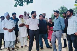 ਐਸਡੀਐਮ ਨੇ ਪਿੰਡ ਦੋਨਾਂ ਮੱਤੜ ਵਿਖੇ ਦਰਿਆ ਦਾ ਕੀਤਾ ਦੌਰਾ