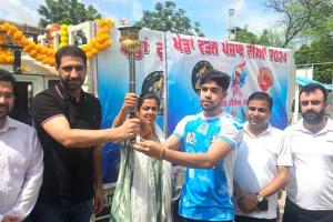 ਮੋਹਾਲੀ ਵਿਖੇ ‘ਖੇਡਾਂ ਵਤਨ ਪੰਜਾਬ ਦੀਆਂ’ ਮਸ਼ਾਲ ਦਾ ਭਰਵਾਂ ਸਵਾਗਤ