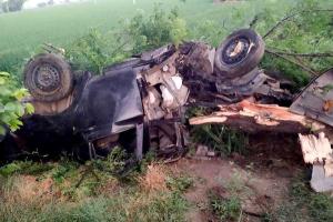 Road Accident: ਬੇਕਾਬੂ ਕਾਰ ਦਰੱਖਤ ’ਚ ਵੱਜੀ, ਇੱਕ ਨੌਜਵਾਨ ਦੀ ਮੌਤ