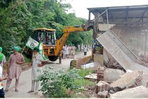 Toll Plaza: ਭਾਰਤੀ ਕਿਸਾਨ ਯੂਨੀਅਨ ਏਕਤਾ ਸਿੱਧੂਪੁਰ ਨੇ ਟੋਲ ਪਲਾਜ਼ਾ ਢਾਹਿਆ