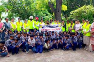 Dental Care Awareness Camp: ਸਮਾਈਲਿੰਗ ਫੇਸ ਕਲੱਬ ਨੇ ਦੰਦਾਂ ਦੀ ਸੰਭਾਲ ਸੰਬੰਧੀ ਜਾਗਰੂਕਤਾ ਕੈਂਪ ਲਗਾਇਆ