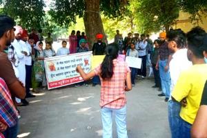 Canada News: ਕੈਨੇਡਾ ’ਚ ਧਰਨੇ ‘ਤੇ ਬੈਠੇ ਵਿਦਿਆਰਥੀਆਂ ਦੇ ਹੱਕ ’ਚ ਪੀਐਸਯੂ ਵੱਲੋਂ ਪ੍ਰਦਰਸ਼ਨ