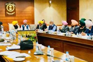 Punjab News: ਕਿਸਾਨ ਆਗੂਆਂ ਨੇ ਪੰਜਾਬ ਦੇ ਖੇਤੀਬਾੜੀ ਮੰਤਰੀ ਨਾਲ ਕੀਤੀ ਮੀਟਿੰਗ