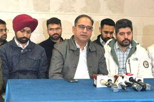 Punjab Tehsildar News: ਪੰਜਾਬ ਦੇ ਤਹਿਸੀਲਦਾਰ ਵਿਜੀਲੈਂਸ ਤੋਂ ਖ਼ਾਸੇ ਨਰਾਜ਼, ਅਣਮਿਥੇ ਸਮੇਂ ਲਈ ਹੜਤਾਲ ਦੀ ਚਿਤਾਵਨੀ