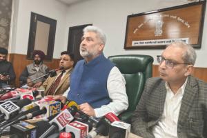 Punjab Update News: ਕੈਬਨਿਟ ਮੰਤਰੀ ਲਾਲ ਚੰਦ ਕਟਾਰੂਚੱਕ ਨੇ ਕੀਤੀ ਪ੍ਰੈਸ ਕਾਨਫਰੰਸ, ਅਹਿਮ ਸਵਾਲਾਂ ਦੇ ਦਿੱਤੇ ਜਵਾਬ