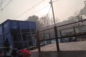 Train Accident Phagwara: ਫਗਵਾੜਾ ’ਚ ਚੱਲਦੀ ਰੇਲ ਗੱਡੀ ਨਾਲ ਵਾਪਰਿਆ ਵੱਡਾ ਹਾਦਸਾ, ਮੁਸਾਫਰ ਗਏ ਘਬਰਾਅ