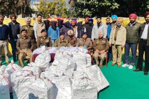 Action Against Drugs: ਅੰਤਰਰਾਜੀ ਨਸ਼ਾ ਤਸਕਰੀ ਗਿਰੋਹ ਦਾ ਪਰਦਾਫਾਸ, ਵੱਡੀ ਮਾਤਰਾ ’ਚ ਨਸ਼ੀਲੇ ਪਦਾਰਥ ਬਰਾਮਦ