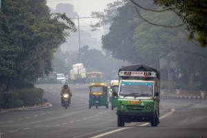 Delhi Weather Update: ਬਹੁਤ ਖਰਾਬ ‘ਸ਼੍ਰੇਣੀ ’ਚ ਪਹੁੰਚੀ ਦਿੱਲੀ ਦੀ ਹਵਾ ਗੁਣਵੱਤਾ, ਯੈਲੋ ਅਲਰਟ ਜਾਰੀ