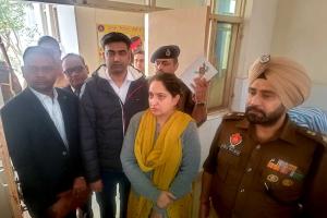 Drug De Addiction Center: ਡਿਪਟੀ ਕਮਿਸ਼ਨਰ ਅਤੇ ਐਸਐਸਪੀ ਵੱਲੋਂ ਨਸ਼ਾ ਮੁਕਤੀ ਕੇਂਦਰ ਅਤੇ ਮੁੜ ਵਸੇਬਾ ਕੇਂਦਰ ਦਾ ਦੌਰਾ