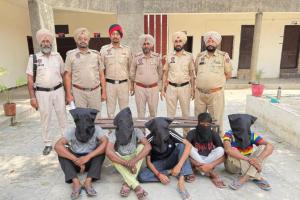 Faridkot Crime News: ਨਸ਼ਾ ਵੇਚਣ ਤੇ ਲੁੱਟਾ-ਖੋਹਾਂ ਦੀਆਂ ਵਾਰਦਾਤਾਂ ਨੂੰ ਅੰਜ਼ਾਮ ਦੇਣ ਵਾਲੇ ਗਿਰੋਹ ਦੇ 5 ਵਿਅਕਤੀ ਕਾਬੂ