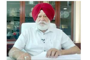 Flood Relief: ਡਾ. ਐਸਪੀਐਸ ਓਬਰਾਏ ਵੱਲੋਂ ਹੜ੍ਹ ਪ੍ਰਭਾਵਿਤ ਇਲਾਕੇ ਲਈ ਡੇਢ ਕਰੋੜ ਰੁਪਏ ਸਹਾਇਤਾ ਜਾਰੀ 