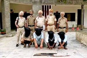 Faridkot Crime News: ਫਰੀਦਕੋਟ ਪੁਲਿਸ ਨੇ ਵੱਡੀ ਲੁੱਟ-ਖੋਹ ਦੀ ਵਾਰਦਾਤ ਨੂੰ ਕੀਤਾ ਨਾਕਾਮ, ਚਾਰ ਮੈਂਬਰ ਤੇਜ਼ਧਾਰ ਹਥਿਆਰਾਂ ਸਮੇਤ ਕੀਤੇ ਕਾਬੂ
