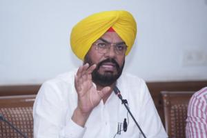 Punjab Government: ਪੰਜਾਬ ਸਰਕਾਰ ਨੇ ਕਾਲਾਬਾਜ਼ਾਰੀ ਦੇ ਵਿਰੁੱਧ ਸਖ਼ਤ ਕਾਰਵਾਈ ਕੀਤੀ ਸ਼ੁਰੂ: ਕੁਲਦੀਪ ਸਿੰਘ ਧਾਲੀਵਾਲ