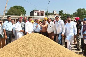 Paddy Government Purchase: ਝੋਨੇ ਦੀ ਸਰਕਾਰੀ ਖਰੀਦ ਸ਼ੁਰੂ, ਕਿਸਾਨਾਂ ਦਾ ਮੰਡੀਆ ’ਚ ਦਾਣਾ-ਦਾਣਾ ਖਰੀਦਿਆ ਜਾਵੇਗਾ : ਬਰਿੰਦਰ ਗੋਇਲ