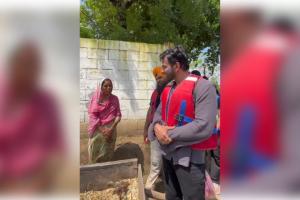 Actor Sonu Sood: ਅਦਾਕਾਰ ਸੋਨੂੰ ਸੂਦ ਨੇ ਹੜ੍ਹ ਪ੍ਰਭਾਵਿਤ ਪਰਿਵਾਰ ਦੀ ਕਹਾਣੀ ਕੀਤੀ ਸਾਂਝੀ, ਬਿਨਾਂ ਮੱਦਦ ਦੇ ਘਰ ਨੂੰ ਰੱਖਿਆ ਸੁਰੱਖਿਅਤ