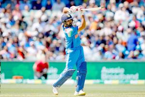 IND vs AUS: ਦੂਜਾ ਵਨਡੇ, ਰੋਹਿਤ ਦਾ ਅਰਧਸੈਂਕੜਾ, ਕੋਹਲੀ ਲਗਾਤਾਰ ਦੂਜੇ ਮੈਚ ’ਚ ਜੀਰੋ ’ਤੇ ਆਊਟ