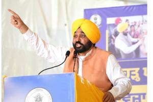 Punjab Government : ਦੀਵਾਲੀ ਤੋਂ ਪਹਿਲਾਂ ਹੜ੍ਹ ਪੀੜਤਾਂ ਨੂੰ ਪ੍ਰਤੀ ਏਕੜ 20,000 ਰੁਪਏ ਦੀ ਵੱਡੀ ਰਾਹਤ, ਸਿਰਫ਼ 30 ਦਿਨਾਂ ’ਚ 209 ਕਰੋੜ ਰੁਪਏ ਜਾਰੀ
