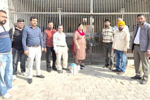 Abohar News: ਨਗਰ ਨਿਗਮ ਵੱਲੋਂ ਕਰਜ਼ਦਾਰਾਂ ਵਿਰੁੱਧ ਵੱਡੀ ਕਾਰਵਾਈ, ਬੰਦ ਗਰਲਜ਼ ਹੋਸਟਲ ਕੀਤਾ ਸੀਲ