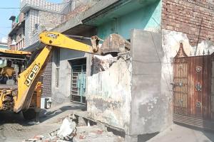 Bulldozer Action: ਨਜਾਇਜ਼ ਕਬਜਿਆਂ ’ਤੇ ਚੱਲਿਆ ਪੀਲਾ ਪੰਜਾ