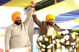 Punjab CM ਮੁੱਖ ਮੰਤਰੀ ਭਗਵੰਤ ਸਿੰਘ ਮਾਨ ਨੇ ਮਜੀਠਾ ’ਚ 23 ਪੇਂਡੂ ਸੜਕਾਂ ਦਾ ਨੀਂਹ ਪੱਥਰ ਰੱਖਿਆ