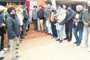 Development Work: ਵਿਧਾਇਕ ਲਖਬੀਰ ਸਿੰਘ ਰਾਏ ਨੇ ਪਿੰਡ ਦੀ ਫਿਰਨੀ ਦਾ ਕੀਤਾ ਉਦਘਾਟਨ