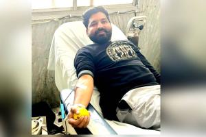 Welfare Work: ਨਿਰਮਲਜੀਤ ਸਿੰਘ ਇੰਸਾਂ ਨੇ ਵਿਆਹ ਦੀ ਖੁਸ਼ੀ ‘ਚ ਮਰੀਜ਼ ਦੇ ਇਲਾਜ ’ਚ ਖੂਨਦਾਨ ਕਰਕੇ ਕੀਤੀ ਮੱਦਦ