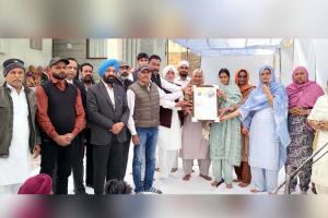 Tributes Events: ਸਰੀਰਦਾਨੀ ਹਰਬੰਸ ਸਿੰਘ ਇੰਸਾਂ ਨਮਿੱਤ ਹੋਈ ਨਾਮ ਚਰਚਾ