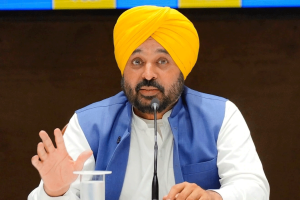 ਸਿਆਸਤਦਾਨਾਂ ਨੇ ਆਪਣੇ ਆਗੂਆਂ ਦੇ ਨਾਂਅ ’ਤੇ ਸ਼ਾਨਦਾਰ ਯਾਦਗਾਰਾਂ ਬਣਾਈਆਂ, ਪਰ ਸ਼ਹੀਦ-ਏ-ਆਜ਼ਮ ਭਗਤ ਸਿੰਘ ਨੂੰ ਅੱਖੋਂ ਪਰੋਖੇ ਕੀਤਾ: ਮੁੱਖ ਮੰਤਰੀ ਮਾਨ